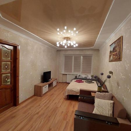 Подобова Оренда Двокімнатної Квартири Старичі Luaran gambar
